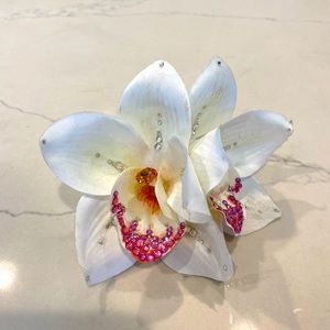 Beautiful Swarovski Crystal orchid hair clip